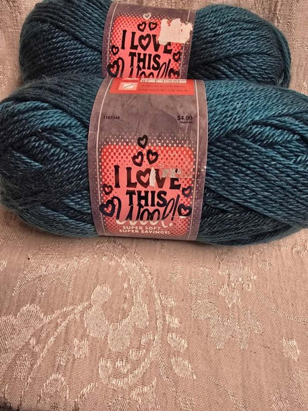 I love this wool blend yarn